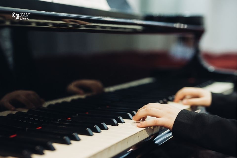 Các lớp học đàn piano quận 1 uy tín sẽ cung cấp cho bạn các chính sách hỗ trợ linh hoạt trong quá trình học tập 